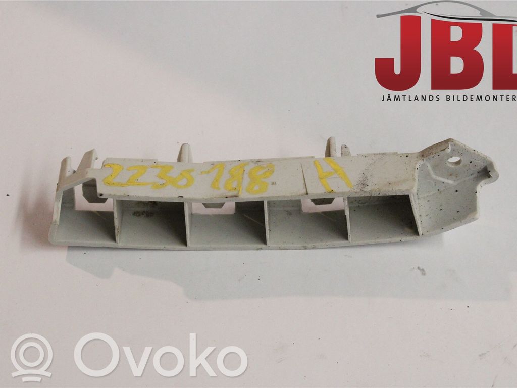 Ford Focus Front bumper mounting bracket 