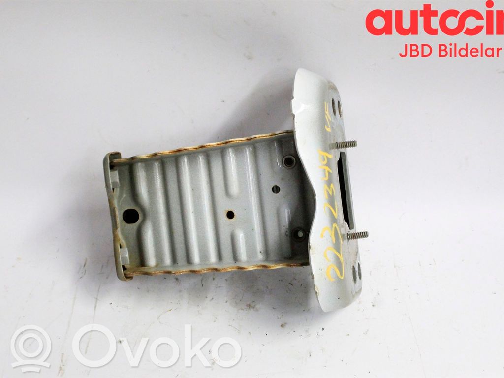 Toyota Yaris Smorzatore/ammortizzatore d’urto per paraurti anteriore 