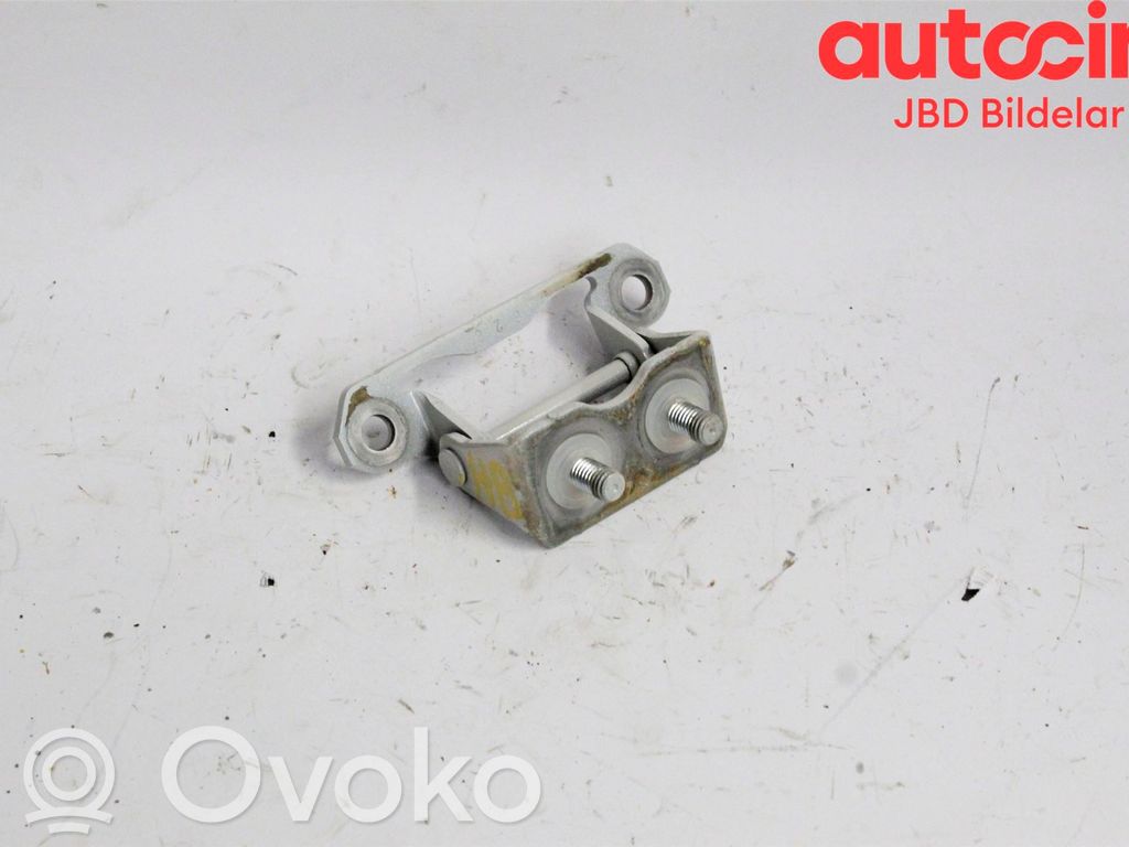 Subaru XV I Tailgate/trunk/boot hinge 