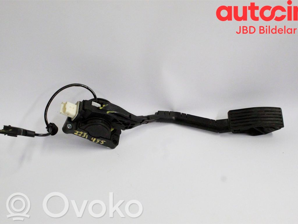 Peugeot 407 Pedał gazu / przyspieszenia 