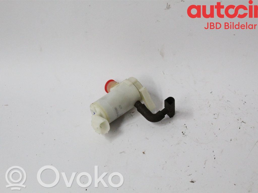 Subaru XV I Windscreen/windshield washer pump 