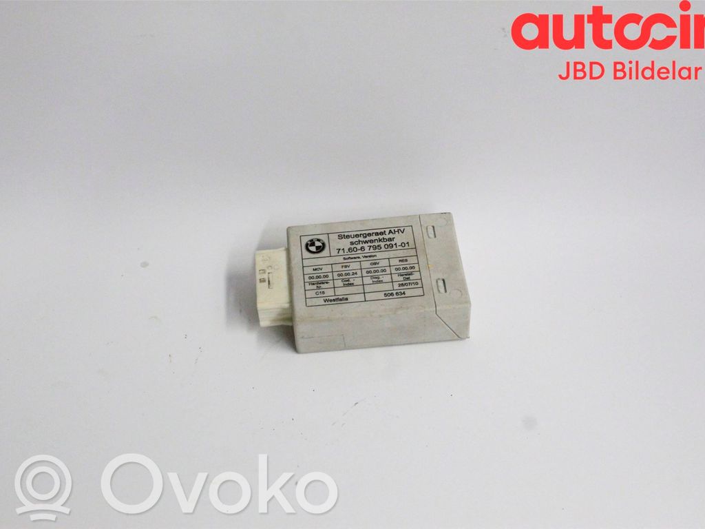 Unidad de control/módulo de la barra de remolque   71606850497