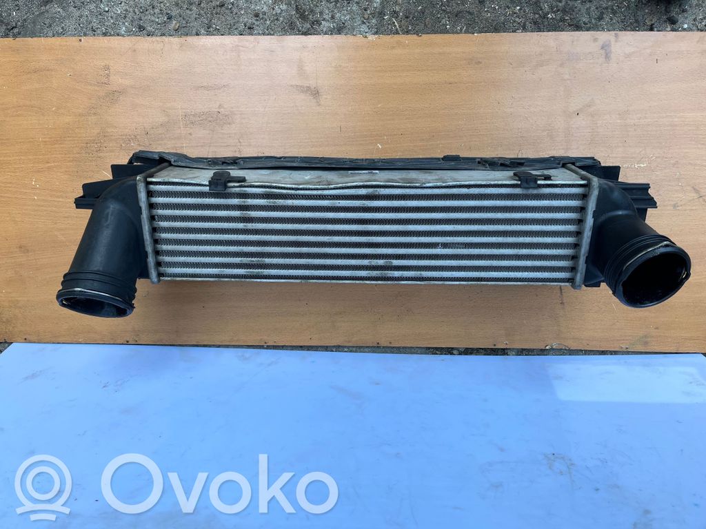 BMW 3 E92 E93 Interkūlerio radiatorius 