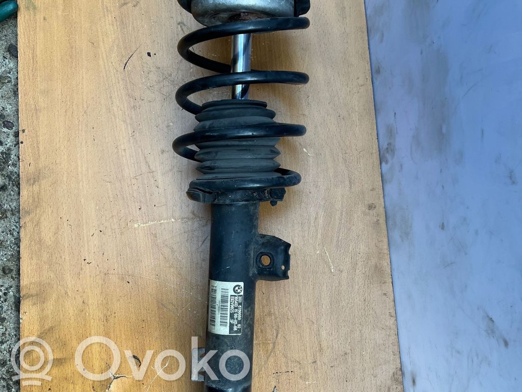 BMW 3 E92 E93 Priekšpusē amortizators ar atsperi 