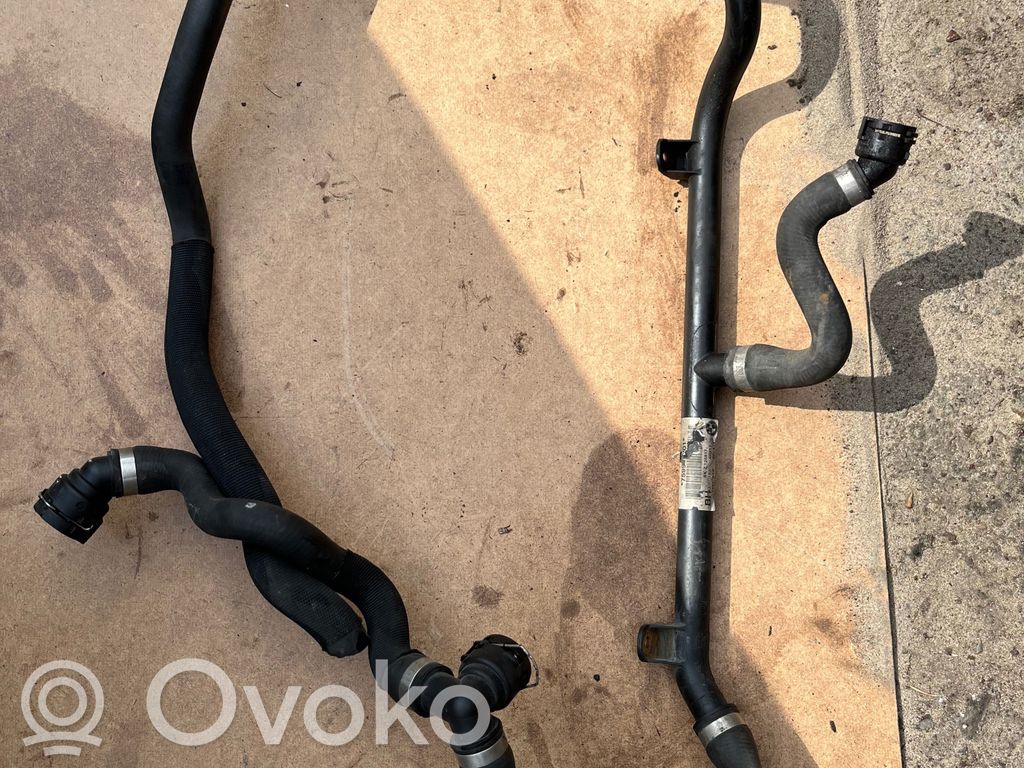 BMW 3 E90 E91 Engine coolant pipe/hose 