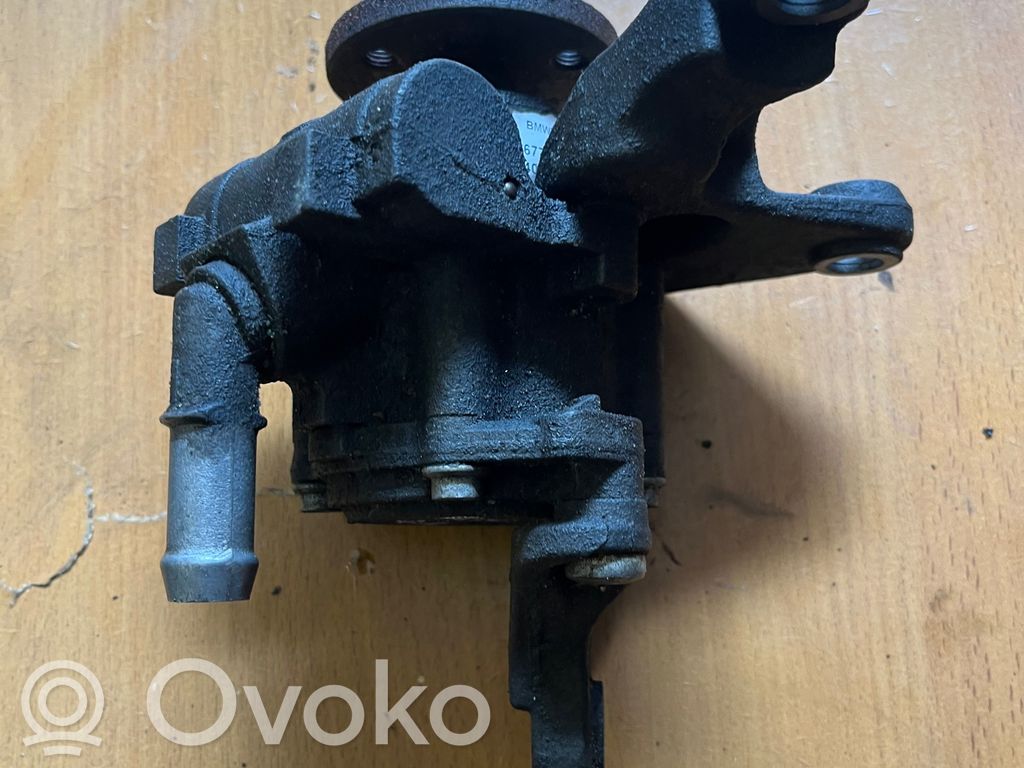 BMW 3 E90 E91 Power steering pump 