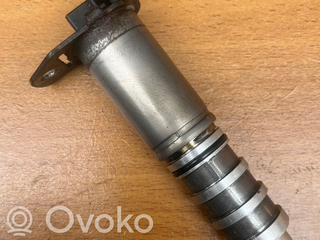 BMW 3 F30 F35 F31 Zawór sterujący / Ustawienia wałka rozrządu 