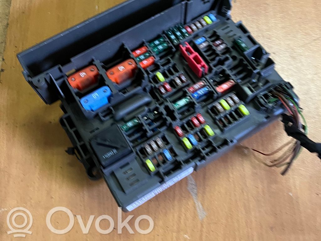 BMW X1 E84 Fuse module 