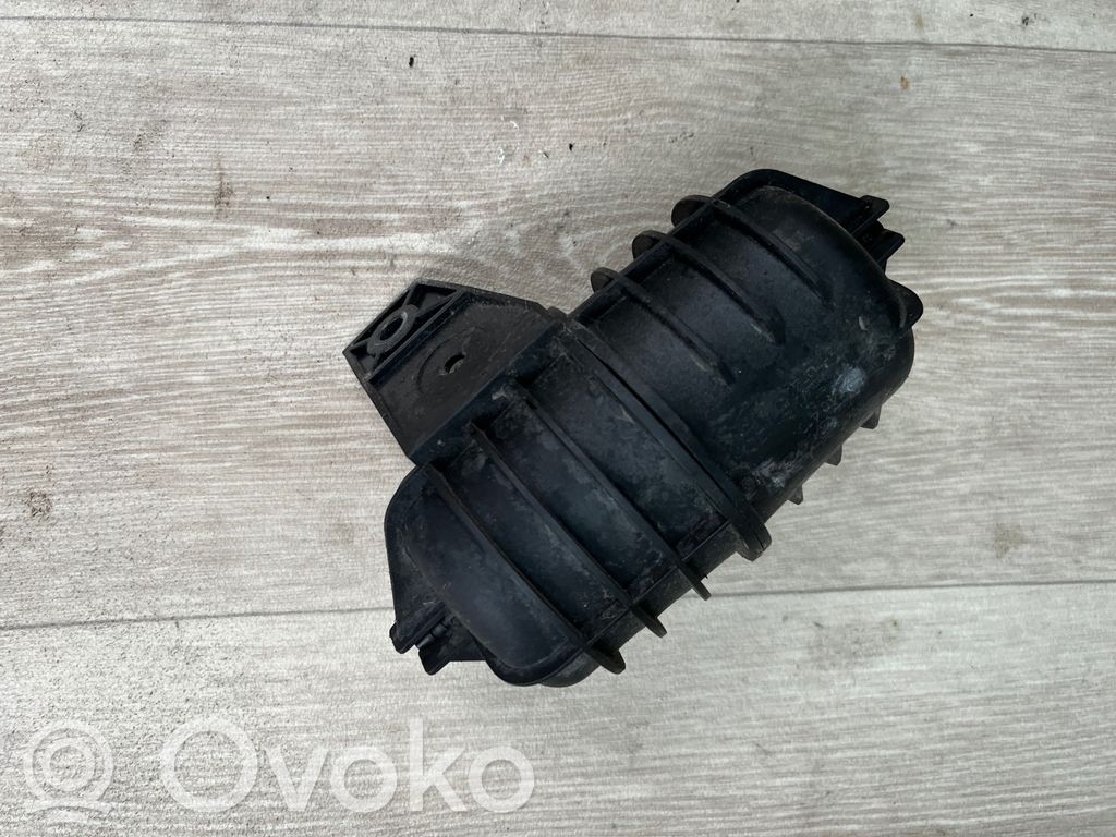 BMW 3 E92 E93 Vacuum air tank 