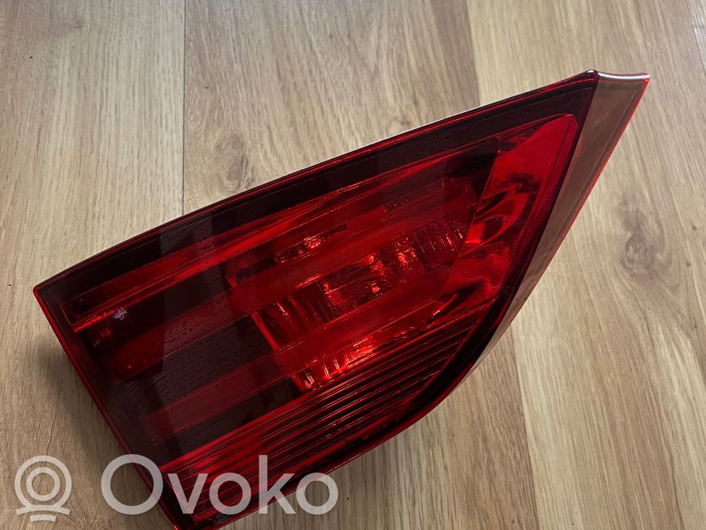BMW X1 E84 Takaluukun takavalot 