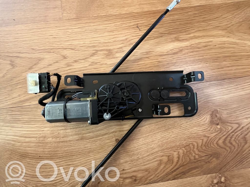 BMW 1 E82 E88 Convertible roof lock/latch 
