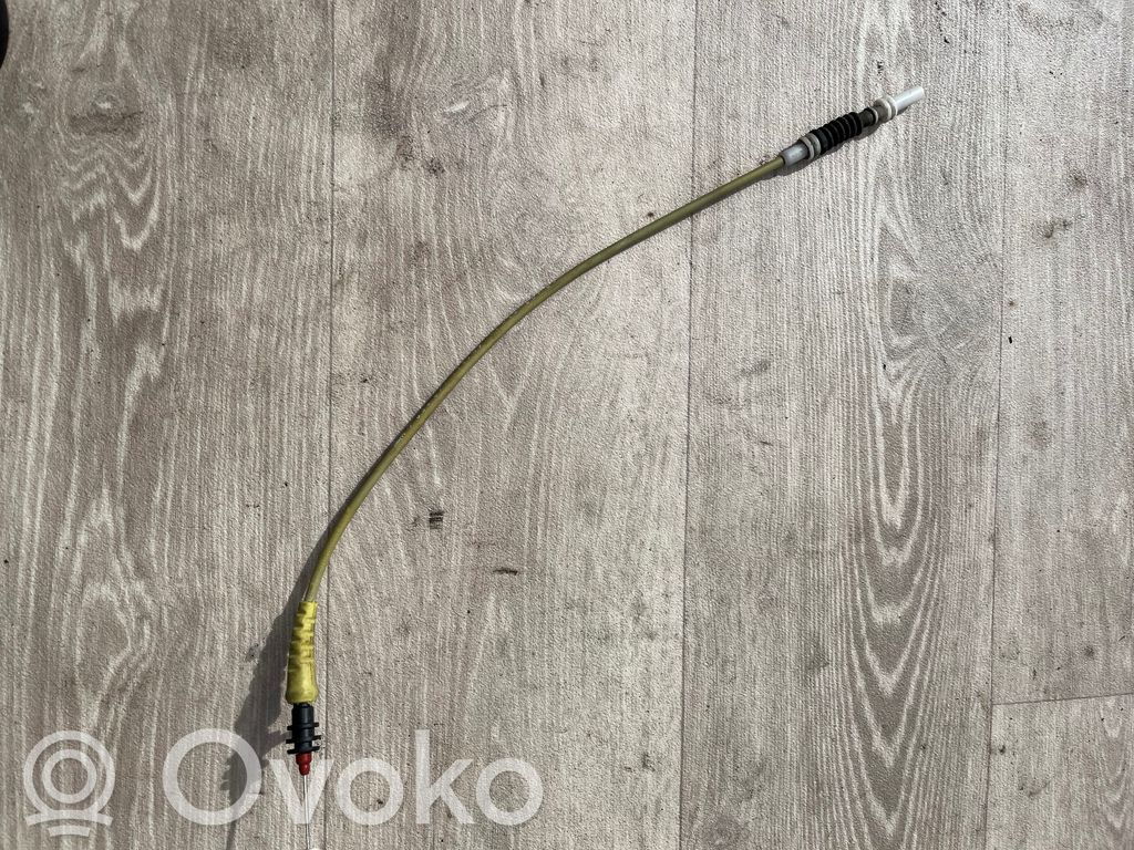 Front door exterior handle/bracket   7059677