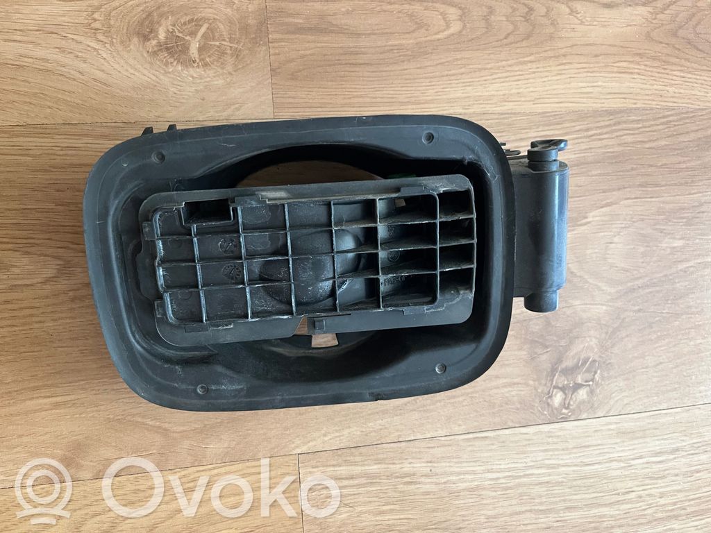 BMW 1 E82 E88 Fuel tank cap 