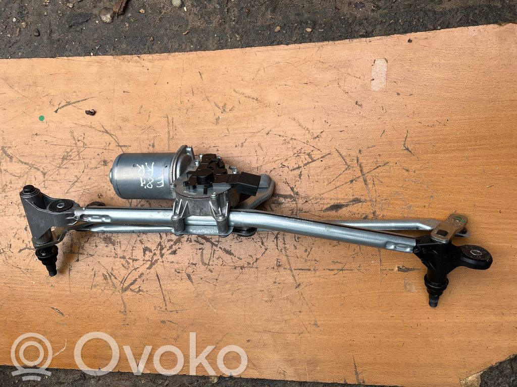 BMW X1 E84 Front wiper linkage and motor 
