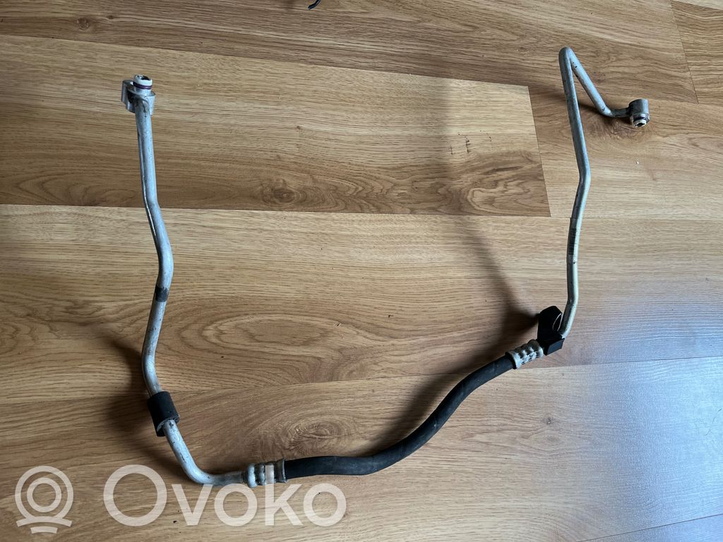 BMW X1 E84 Ilmastointilaitteen putki (A/C) 