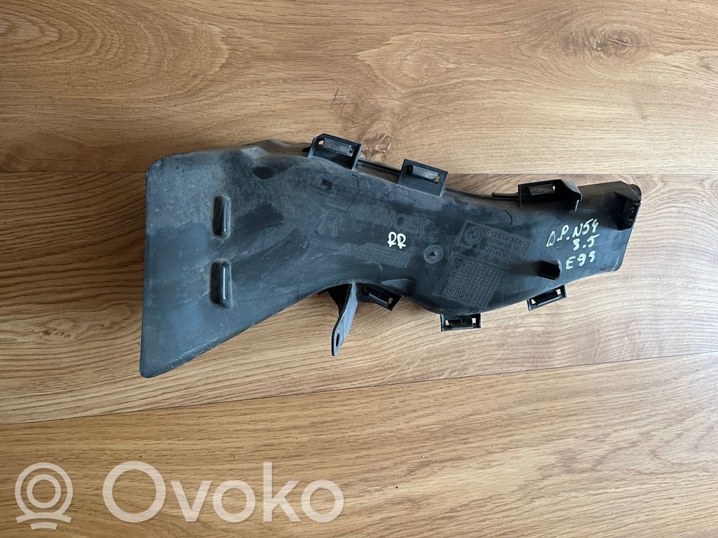 BMW 3 E92 E93 Välijäähdyttimen ilmanohjauksen ilmakanava 