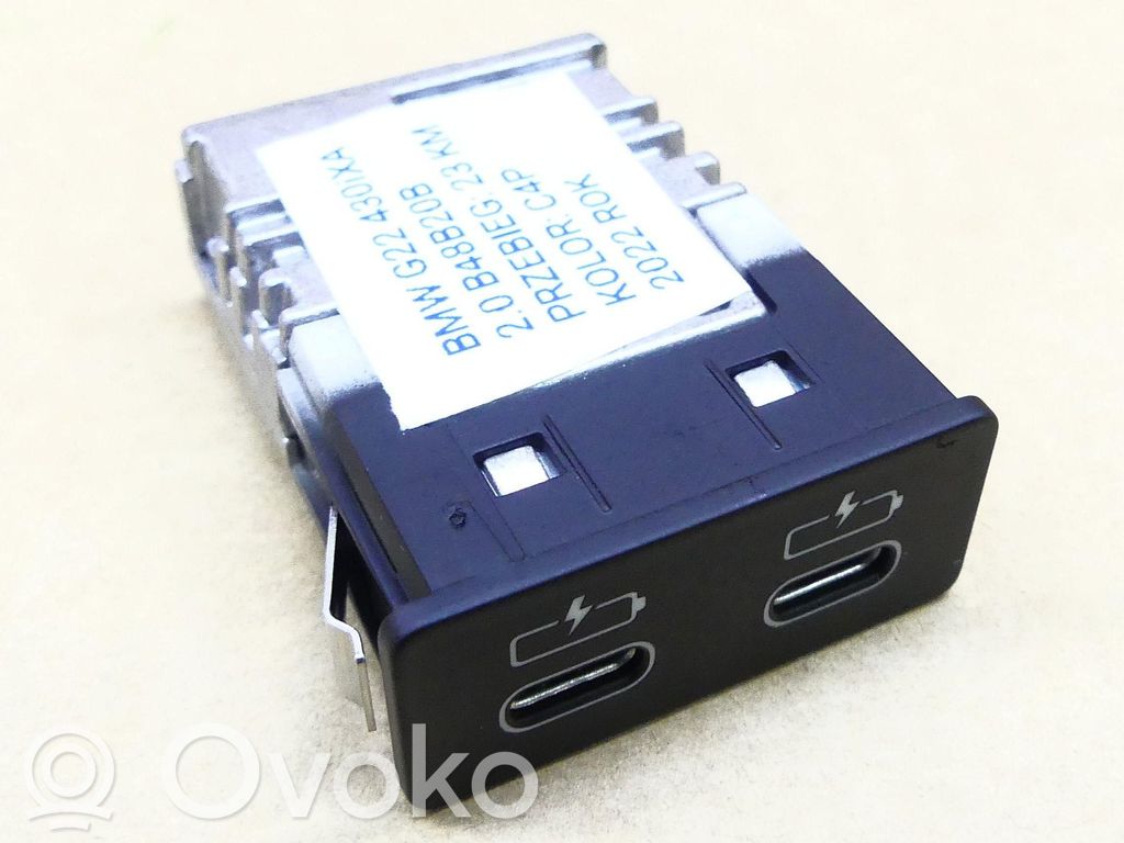 Gniazdo / Złącze USB   19163010,19163010,23KM,430IX,MPAKIET