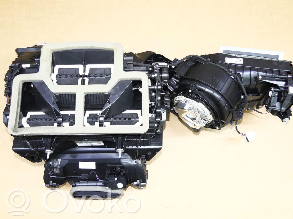 BMW 4 G22 G23 G24 G26 Nagrzewnica / Komplet 