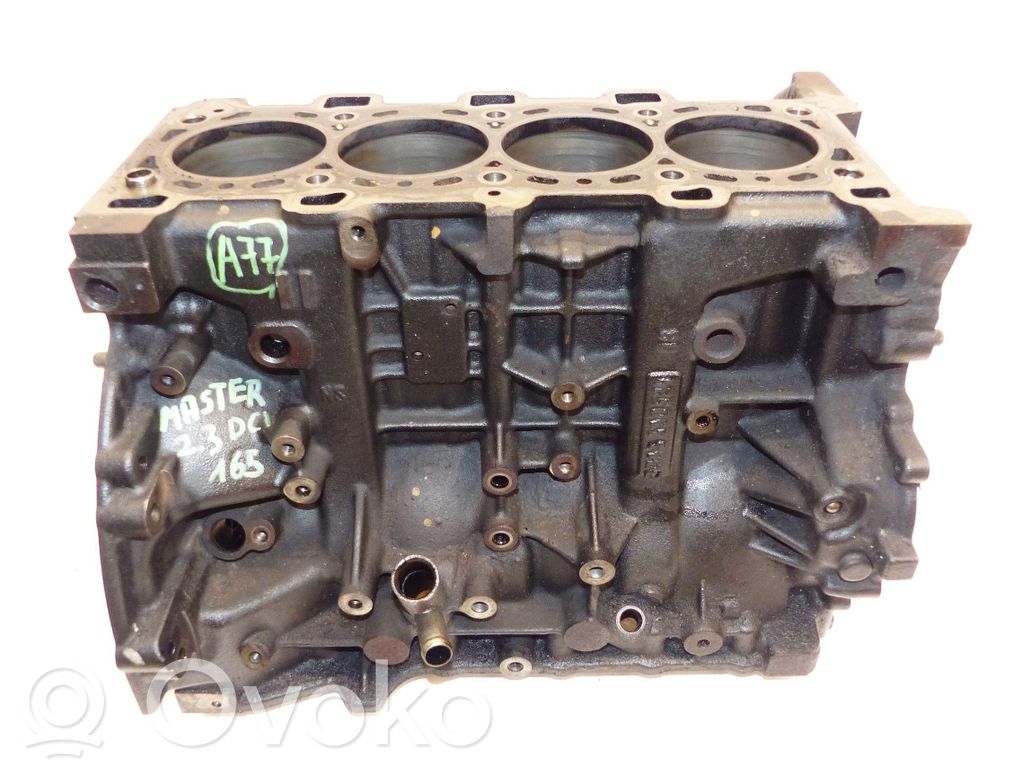 Renault Master III Engine block 