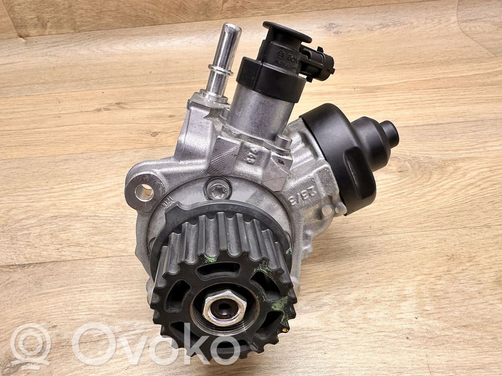 Genesis G80 Fuel injection high pressure pump 