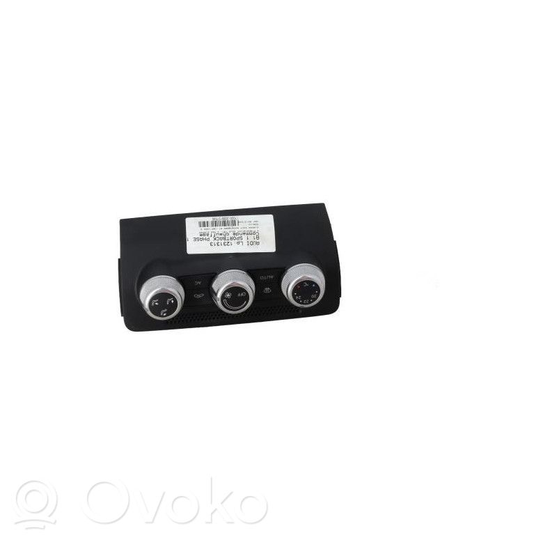 Audi A1 Climate control unit 