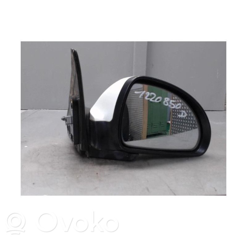 KIA Pro Cee'd I Front door electric wing mirror 