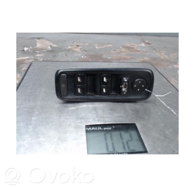 Citroen C8 Electric window control switch 