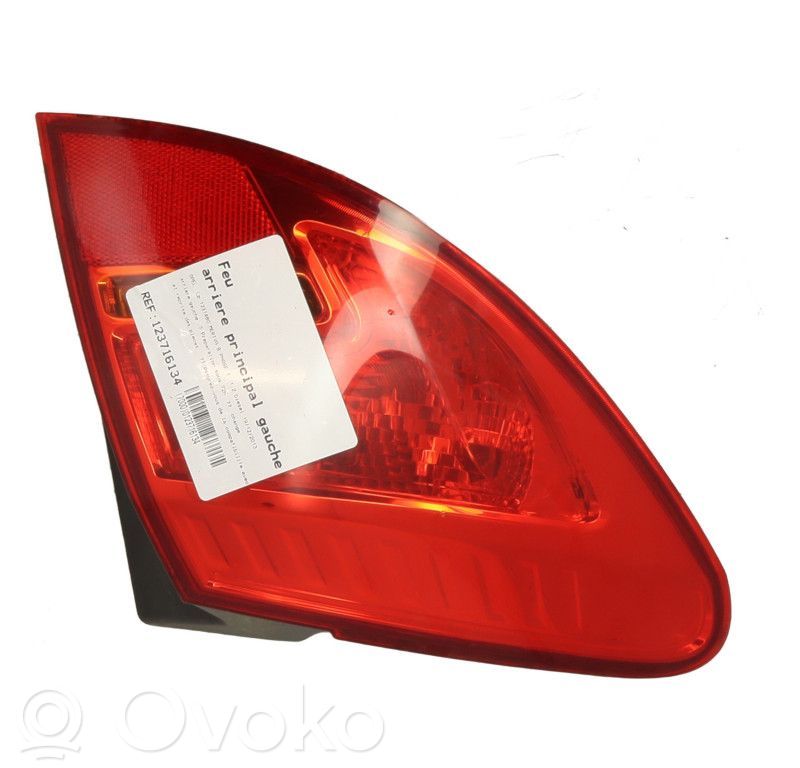 Opel Meriva B Lampă spate în caroserie 