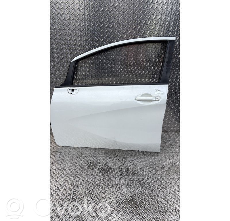 Nissan Note (E12) Дверь 