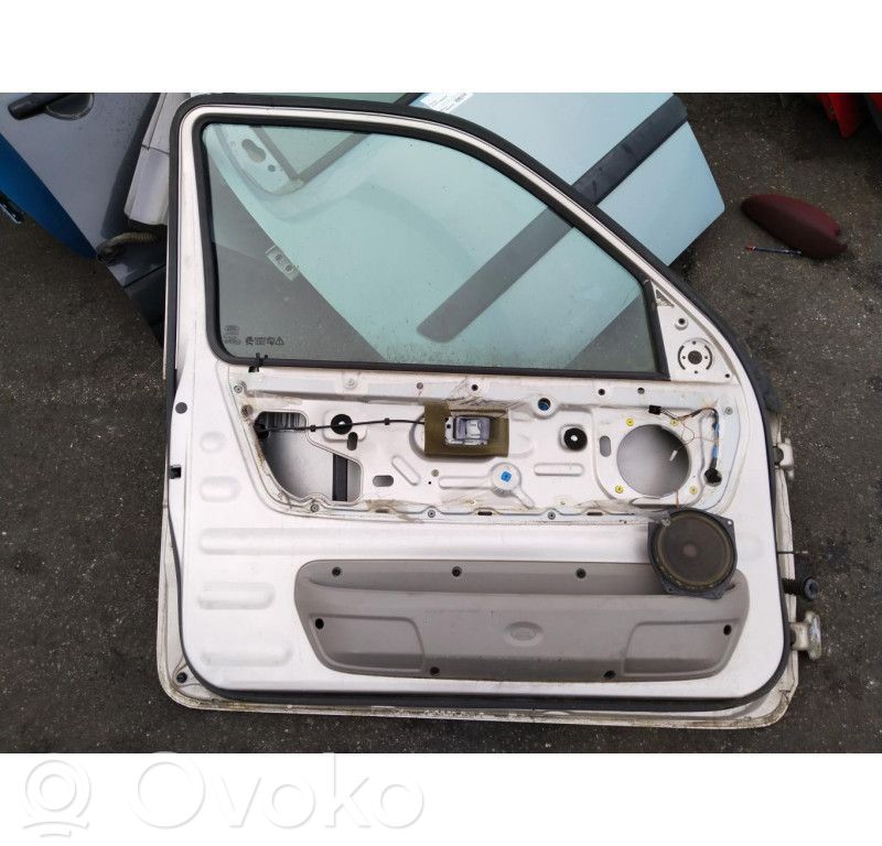 Land Rover Freelander Puerta delantera 