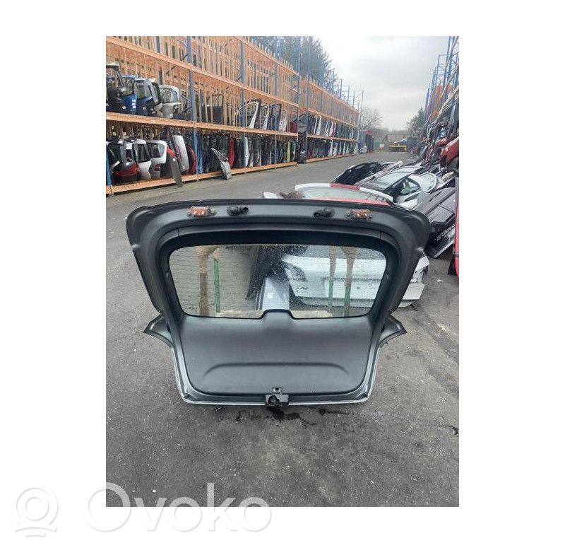 Chevrolet Cruze Puerta del maletero/compartimento de carga 