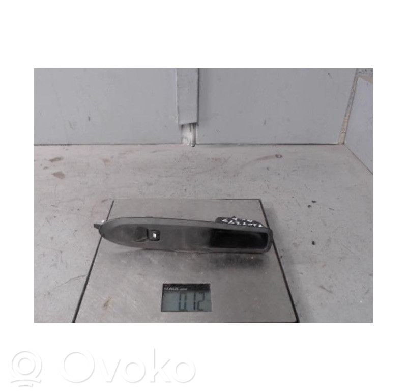 Interruptor del elevalunas eléctrico