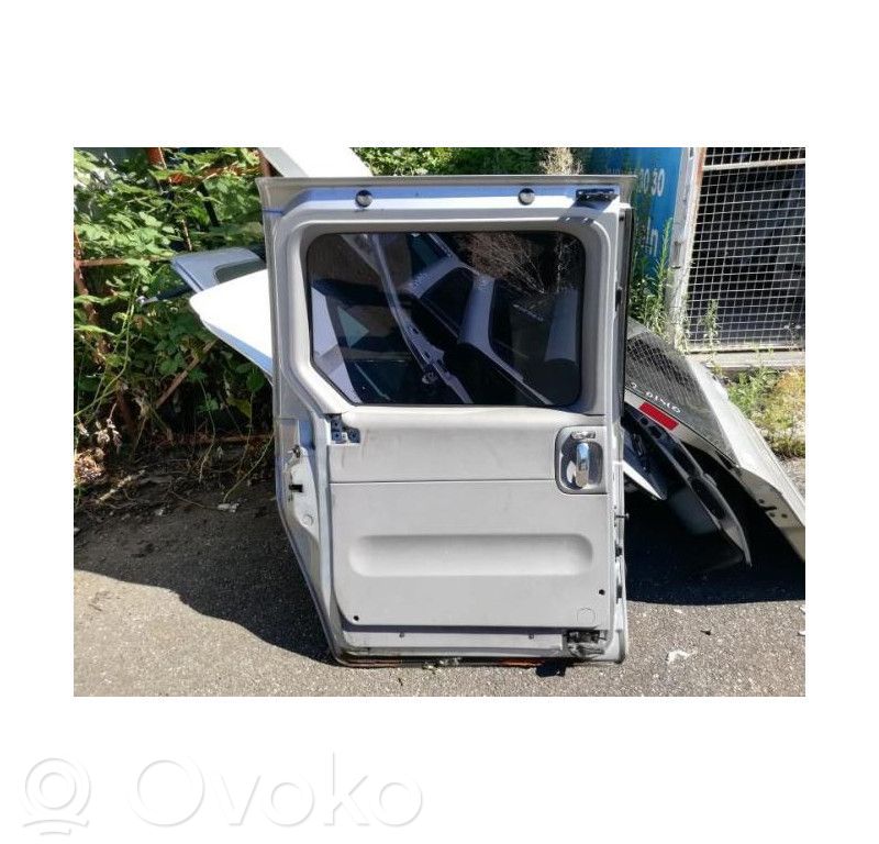 KIA Carnival Puerta corrediza 