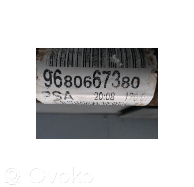 Peugeot 1007 Etuvetoakseli 