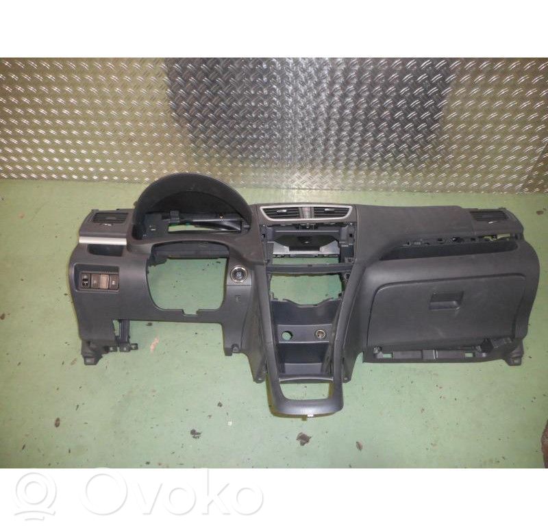 Suzuki SX4 Panel de instrumentos 
