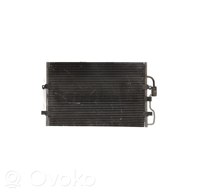 Peugeot 806 Radiateur condenseur de climatisation 