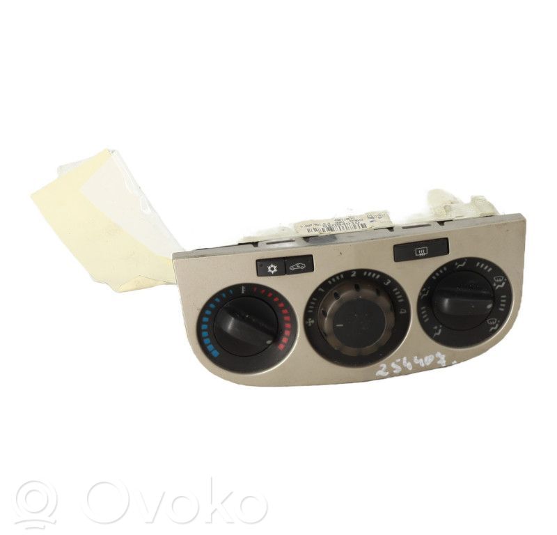 Opel Corsa D Climate control unit 