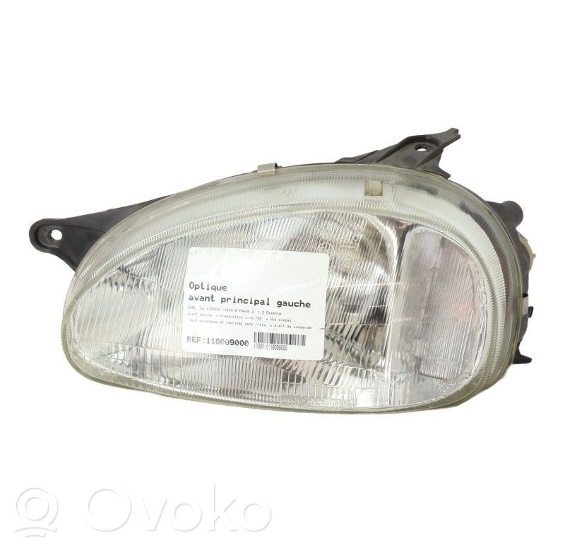 Opel Corsa B Faro/fanale 