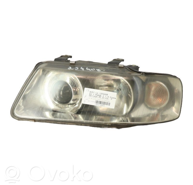 Audi A3 S3 8L Phare frontale 