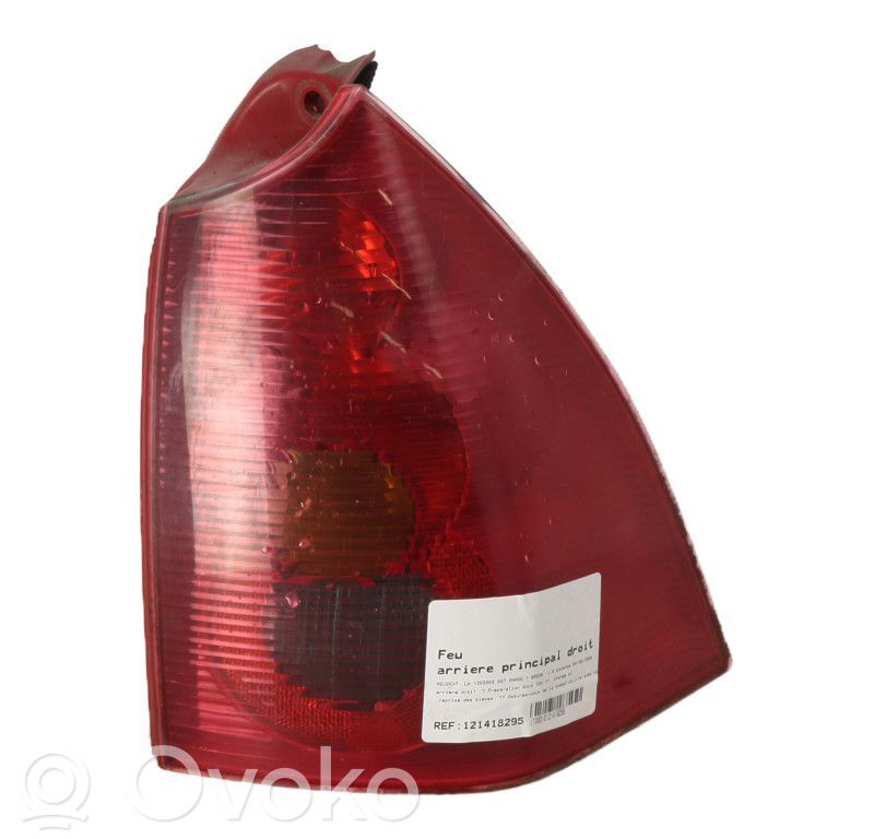 Peugeot 307 Lampă spate în caroserie 