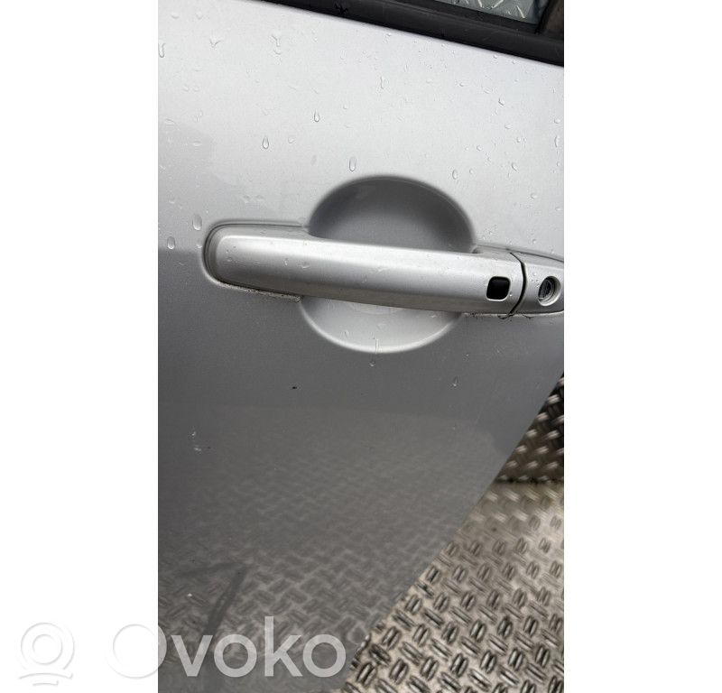 Puerta delantera   6800268L00