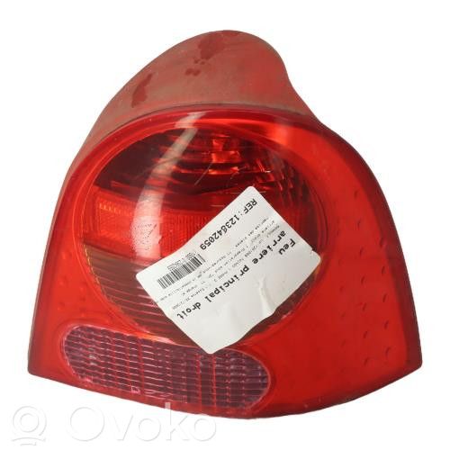 Renault Twingo I Luz trasera/de freno
