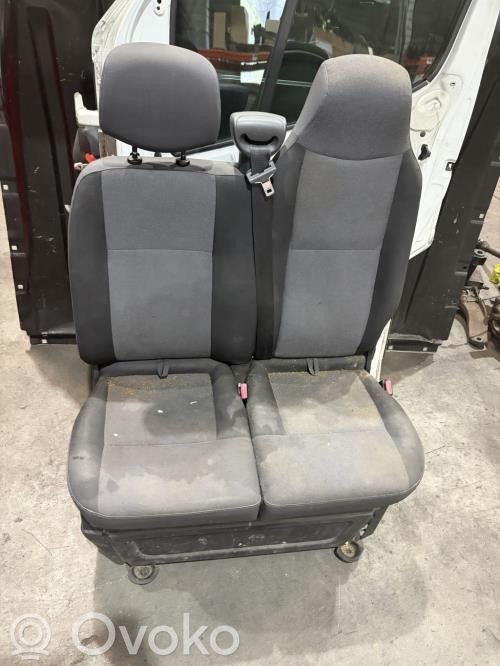 Renault Master III Priekšējais pasažiera sēdeklis