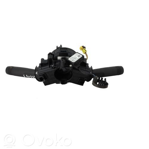 Opel Astra J Pyyhkimen/suuntavilkun vipukytkin 