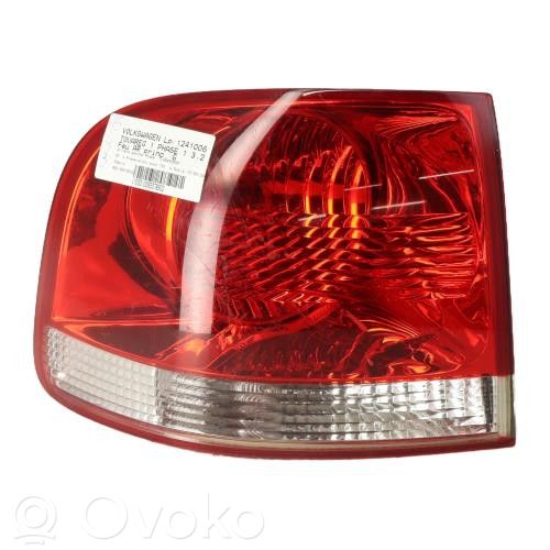 Volkswagen Touareg I Lampa tylna 