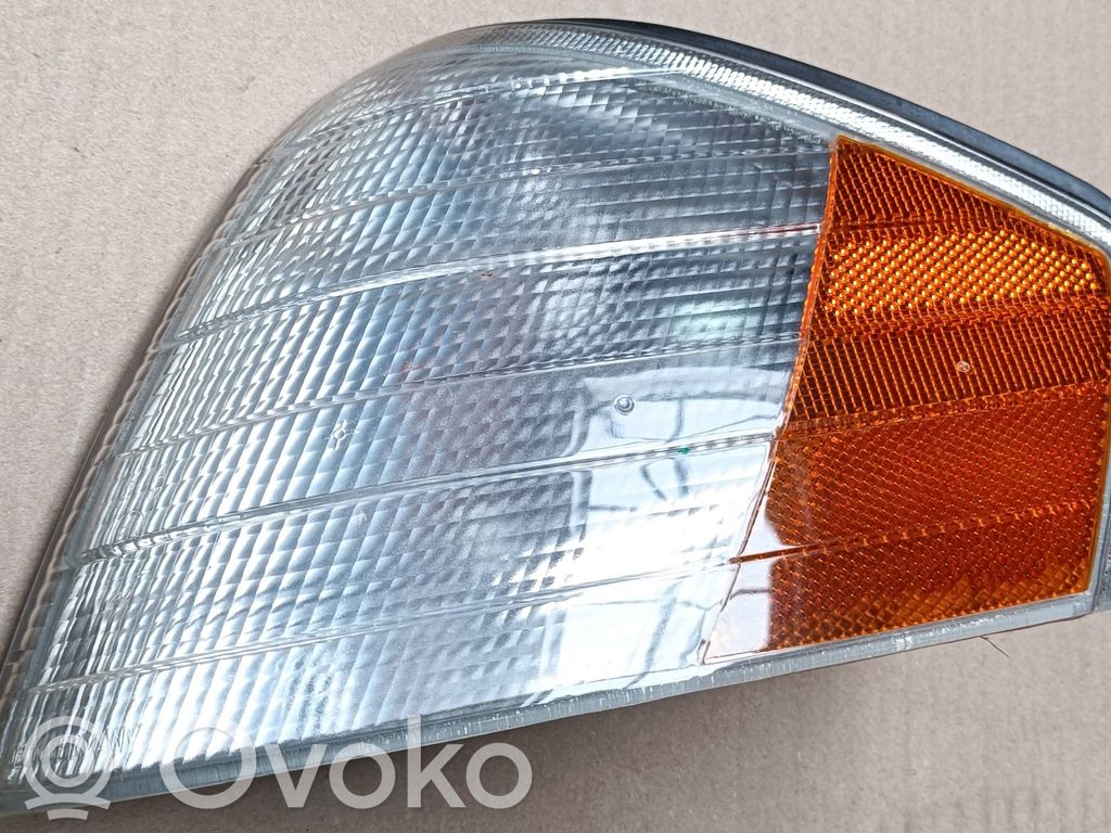 Mercedes-Benz SL R129 Kierunkowskaz przedni 