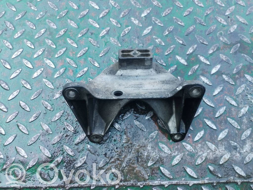 Gearbox mounting bracket   6761107,2491