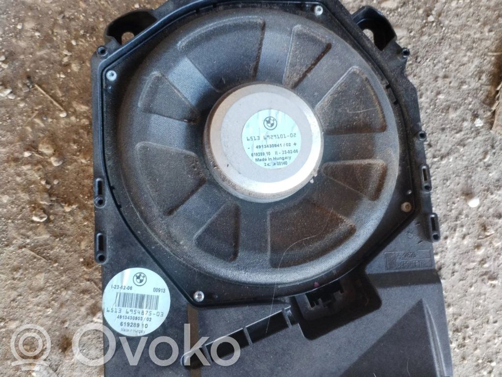BMW 3 E90 E91 Žemo dažnio garsiakalbis 