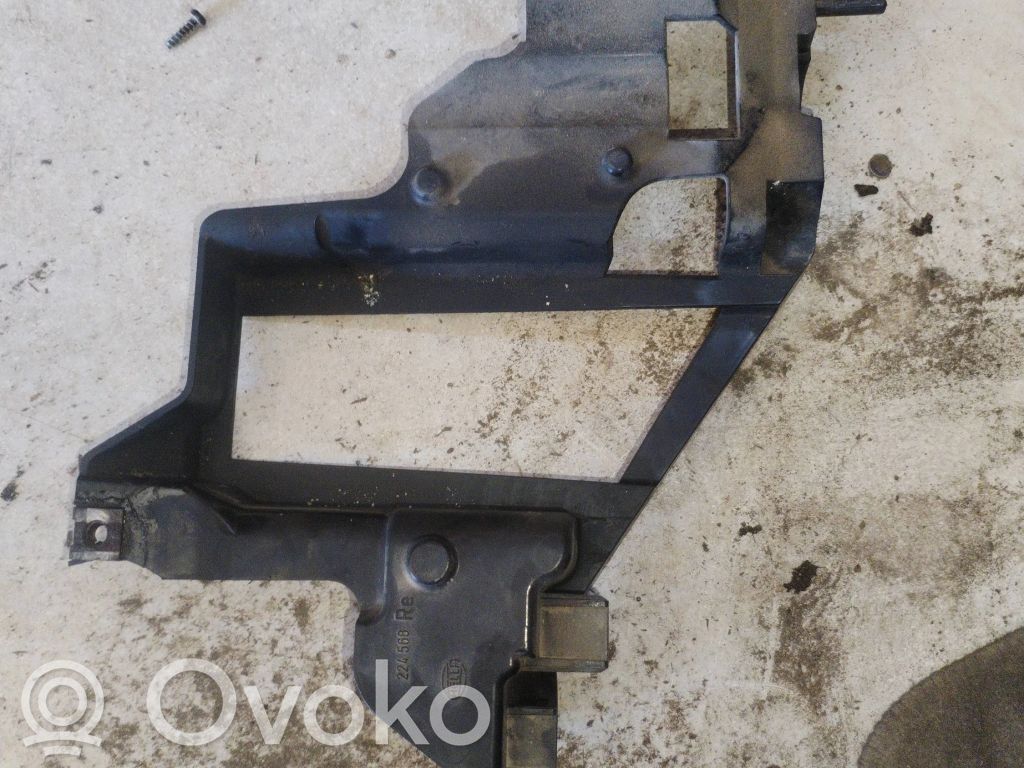 Halterung Scheinwerfer   224568