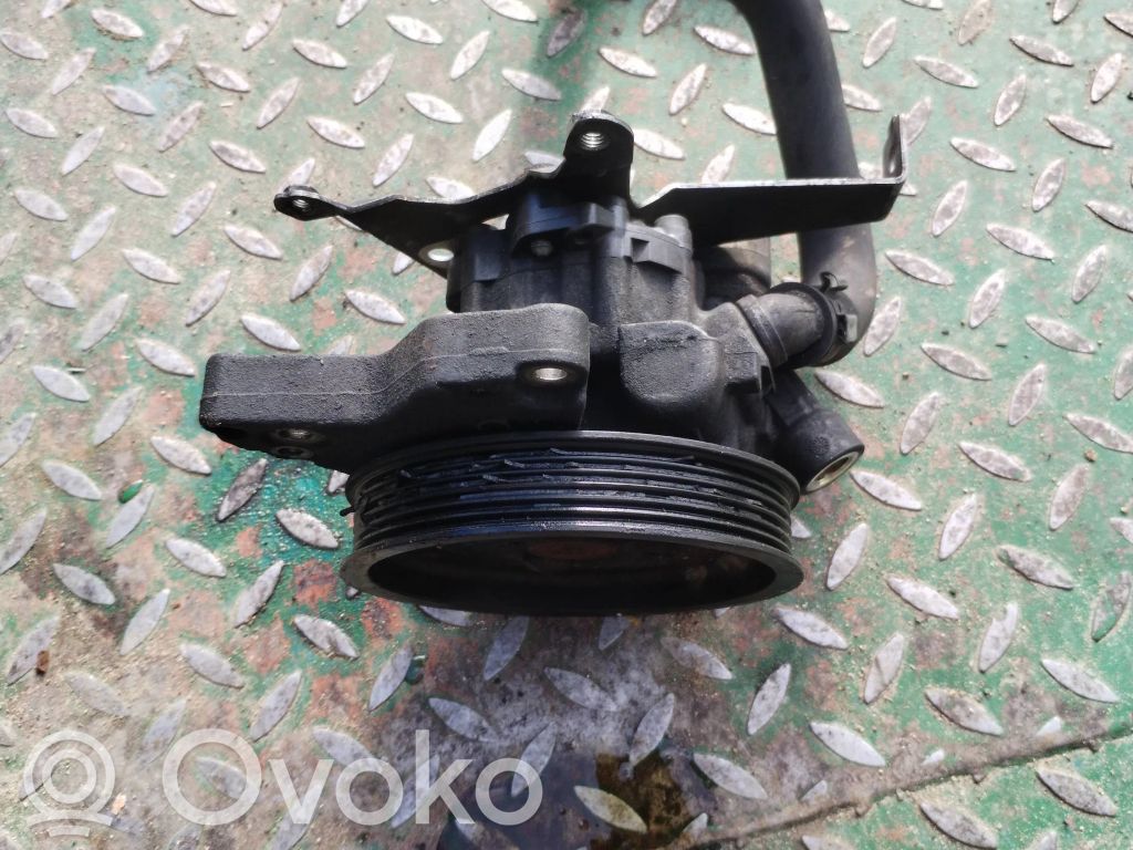 BMW 5 E60 E61 Power steering pump 